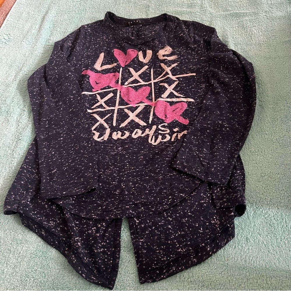 Sisley Long Sleeve Tee - Black with Pink Hearts